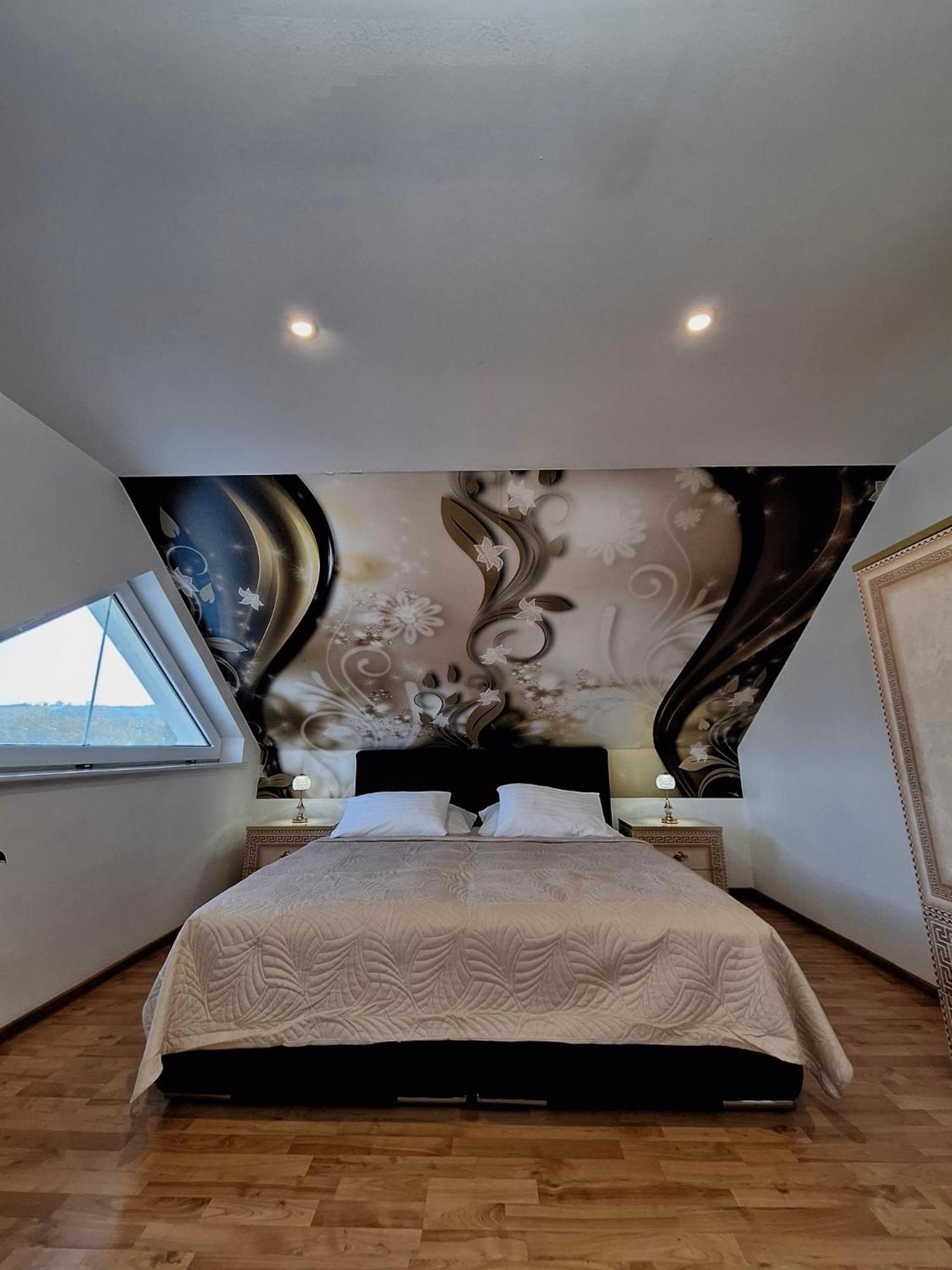 Meduza Wellness Spa S Ubytovanim Hlohovec Esterno foto