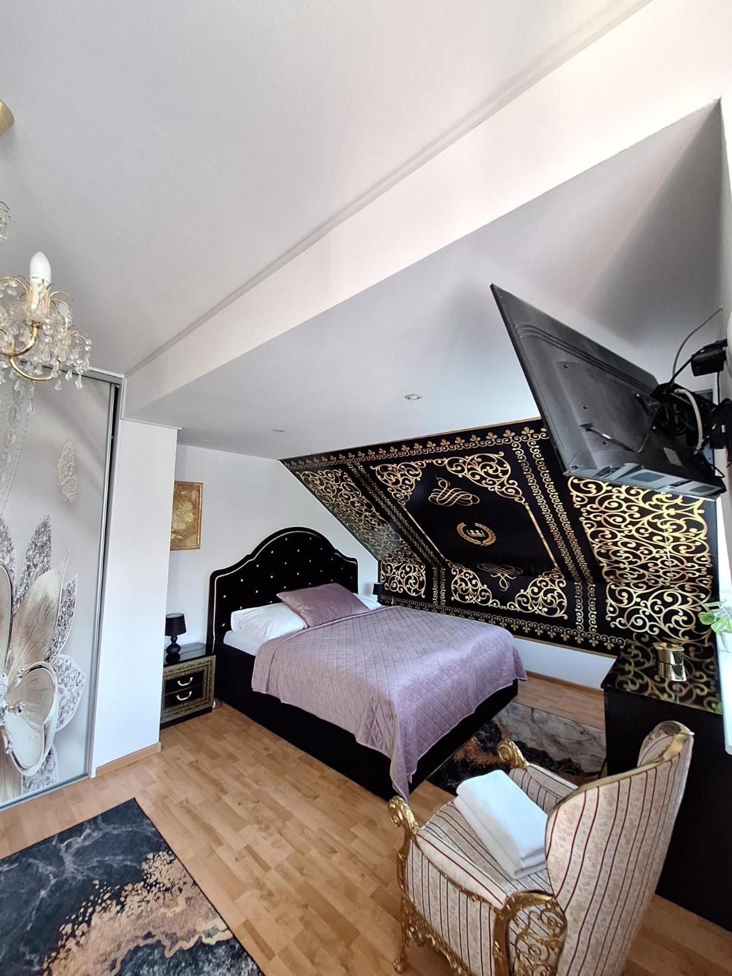 Meduza Wellness Spa S Ubytovanim Hlohovec Esterno foto